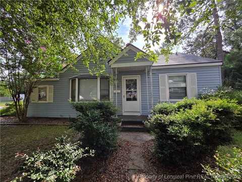 124 N Wright Street, Raeford, NC 28376