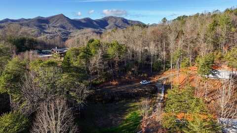 53 Dakota Way, Bryson City, NC 28713