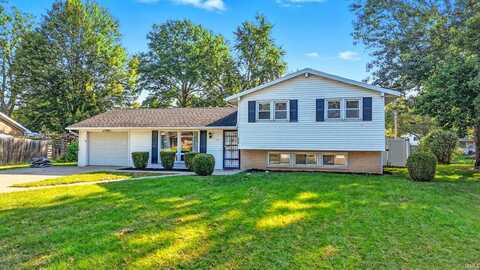4030 Fernbank Drive, Fort Wayne, IN 46815