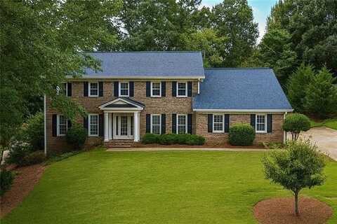 5232 Wynterhall Drive, Dunwoody, GA 30338