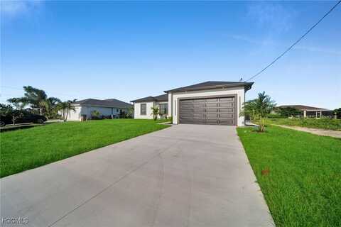 3102 Douglas Avenue S, Lehigh Acres, FL 33976