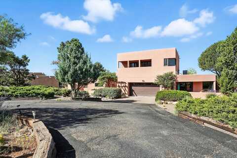 975 ANTELOPE Avenue NE, Albuquerque, NM 87122