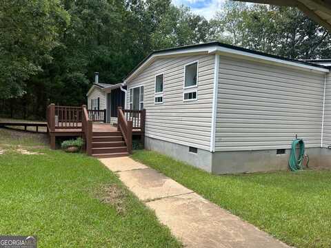 1372 Allen, Grantville, GA 30220