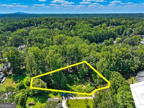1034 Redwood, Norcross, GA 30093