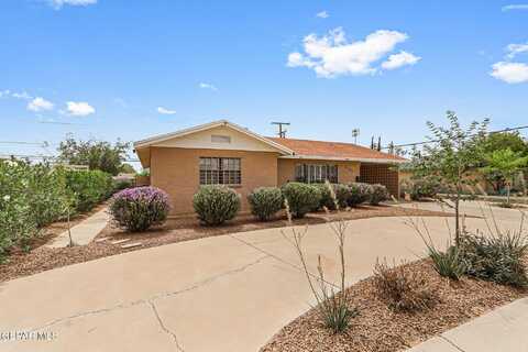 8104 EDGEMERE Boulevard, El Paso, TX 79925