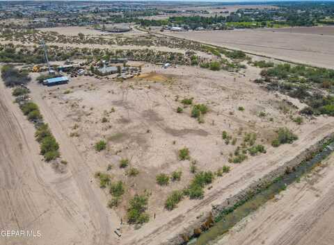 1099 N Moon Road, Socorro, TX 79927