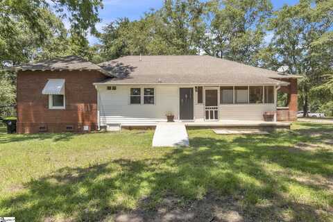 566 S Harper Street Extension, Laurens, SC 29360