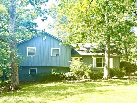 355 Rockwood Ln, Mount Washington, KY 40047