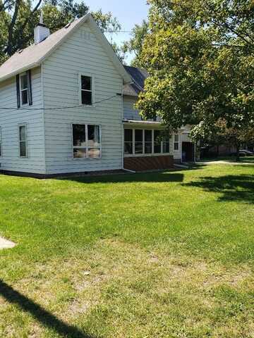 9052 W St Rd 8, La Crosse, IN 46348