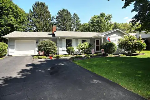 711 Timber Court, Chesterton, IN 46304