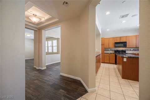 9032 Retro Court, Las Vegas, NV 89149