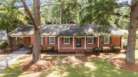 108 Cedar Circle, Washington, NC 27889