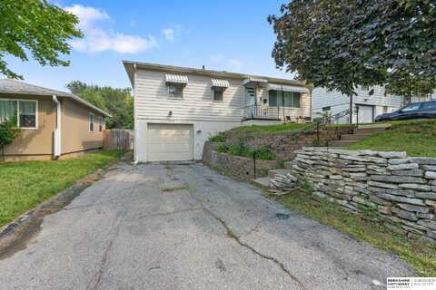 2339 N 71st Street, Omaha, NE 68152
