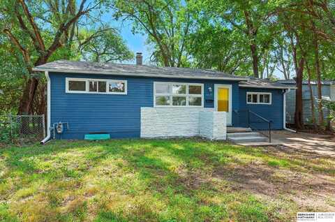 4429 Redick Avenue, Omaha, NE 68112