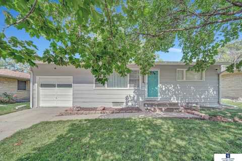 1924 Connie Road, Lincoln, NE 68502