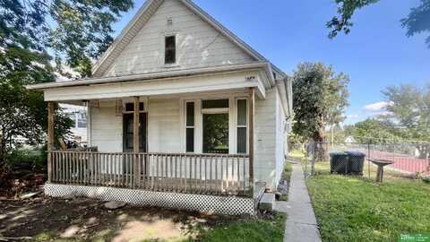 4747 S 17th Street, Omaha, NE 68110