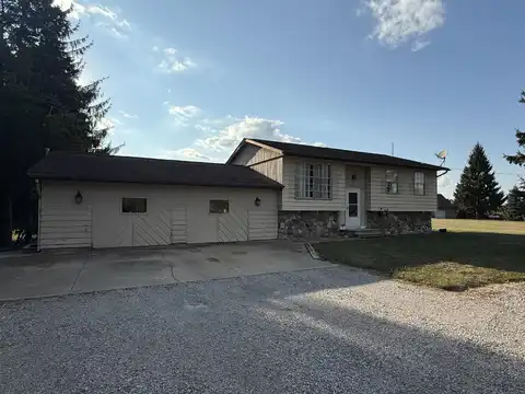 7400 S Hillsdale Road, Hillsdale, MI 49242