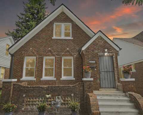 18976 Waltham Street, Detroit, MI 48205