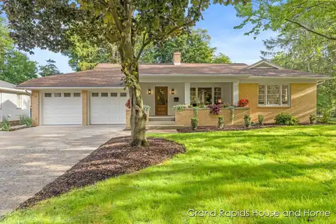 1609 Seminole Road SE, Grand Rapids, MI 49506