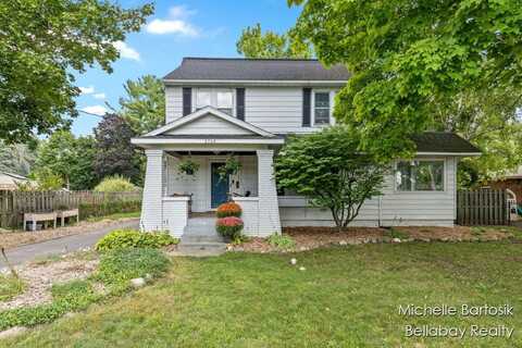2748 Plainfield Avenue NE, Grand Rapids, MI 49505