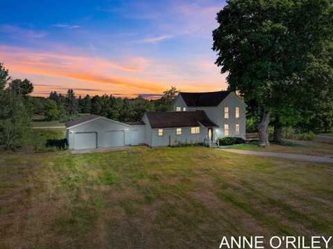 3602 S 37 Road, Cadillac, MI 49601