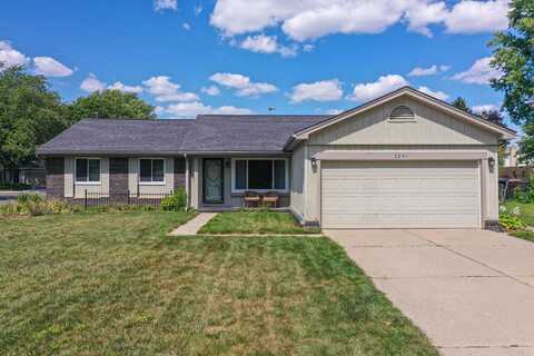 5261 Spinning Wheel Drive, Grand Blanc, MI 48439