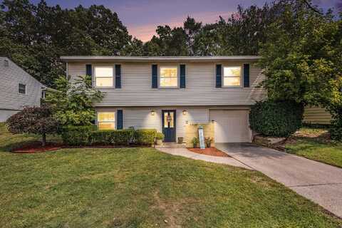 4930 Burgis Avenue SE, Grand Rapids, MI 49508