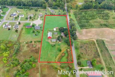 86 W 136th Street, Grant, MI 49327