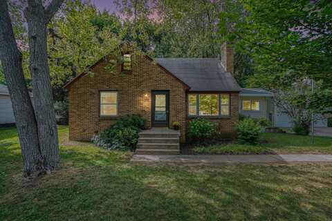1444 Mark Street NE, Grand Rapids, MI 49525