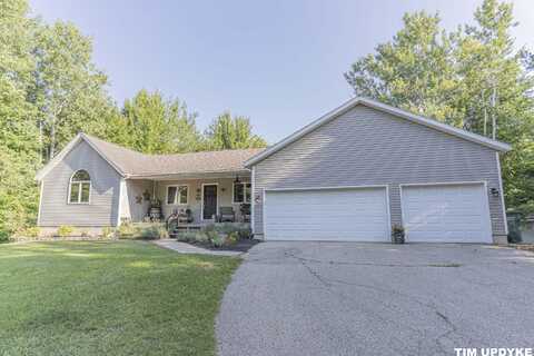 12931 Apple Drive, Nunica, MI 49448