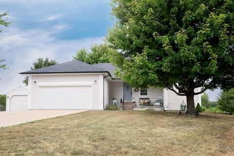 735 Poplar Court, Marshfield, MO 65706