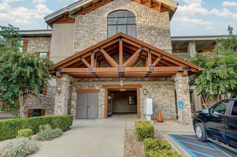 250 Lakewood Drive, Hollister, MO 65672