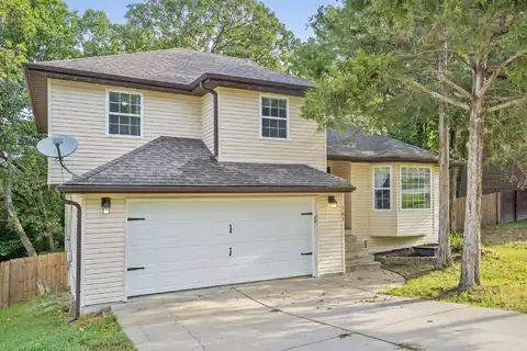 161 Trent St, Hollister, MO 65672