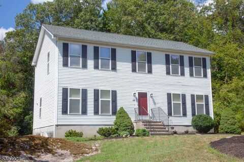 48 Woodland Rd, Franklin, NJ 07416