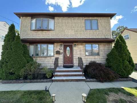 236 Philip Ave, Elmwood Park, NJ 07407