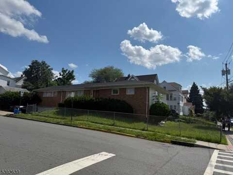 750 Stuyvesant Ave, Irvington, NJ 07111