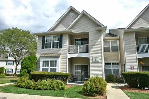 402 Cambridge Dr, Butler, NJ 07405