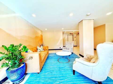 6600 Blvd East, Yorktown, NJ 07093