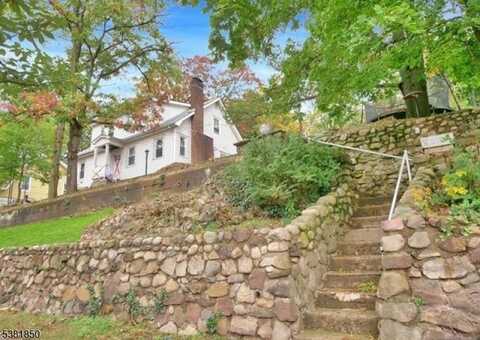 218 Brown Ave, Prospect Park, NJ 07508