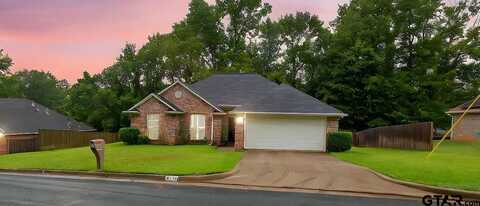 3155 San Jacinto, Tyler, TX 75701
