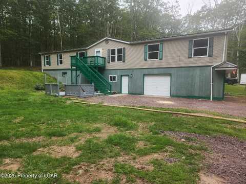 101 Holiday Drive, White Haven, PA 18661