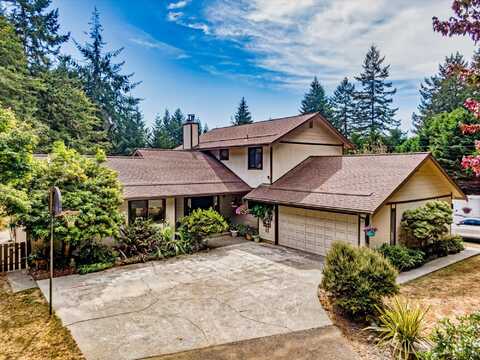 450 Elizabeth Drive, Arcata, CA 95521
