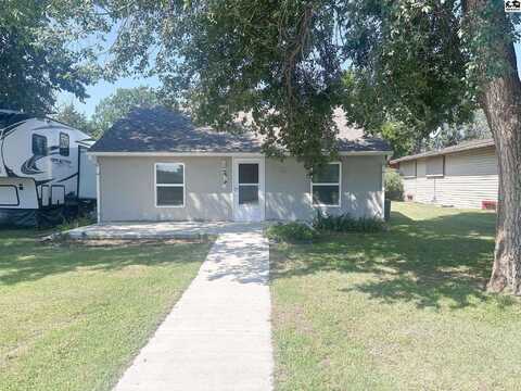 309 Gardner St, Pratt, KS 67124