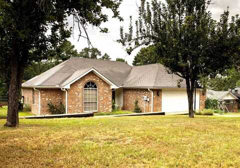 23231 Three Points Dr, Frankston, TX 75763