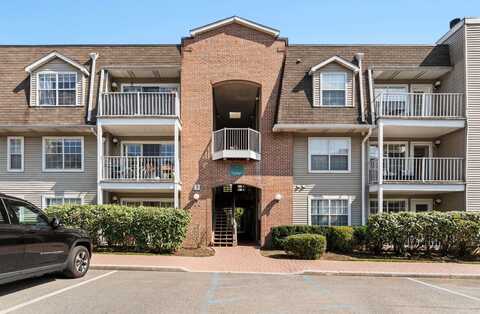 800 RIVER RD, Edgewater, NJ 07020