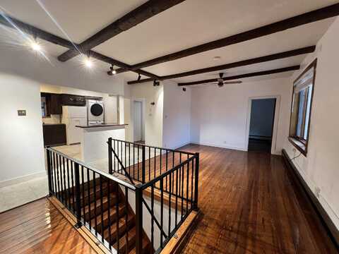 30 WEST 9TH ST, Bayonne, NJ 07002