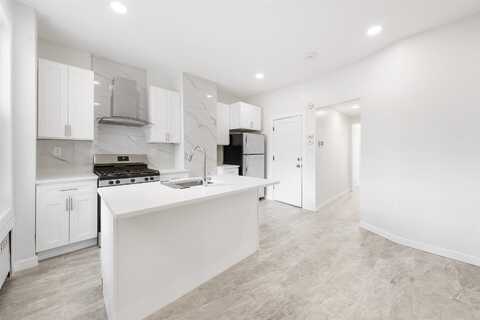 600 67TH ST, West New York, NJ 07093