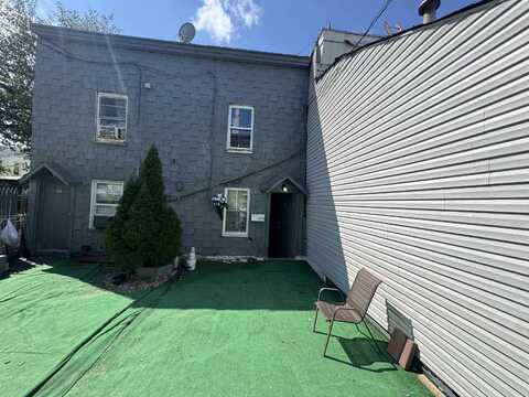423 4TH ST, Union City, NJ 07087