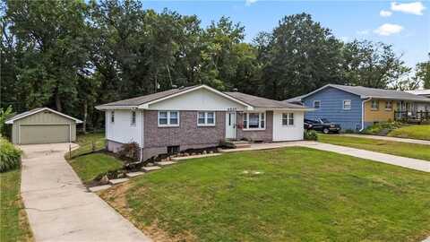 4537 NE 56th Street, Kansas City, MO 64119