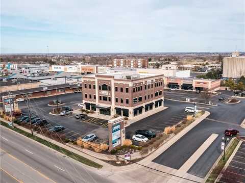 1211 N Belt Highway, Saint Joseph, MO 64506